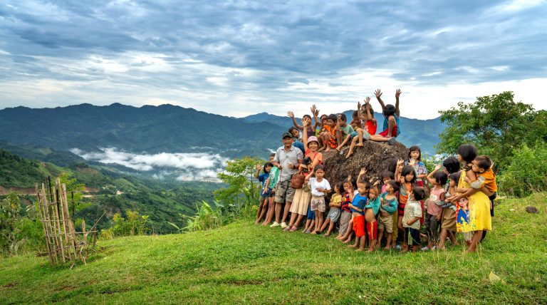 Creating Meaningful Traditions That Connect Family and Friends