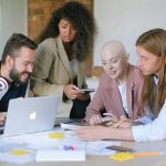 Addressing inclusive curriculum through technology in education