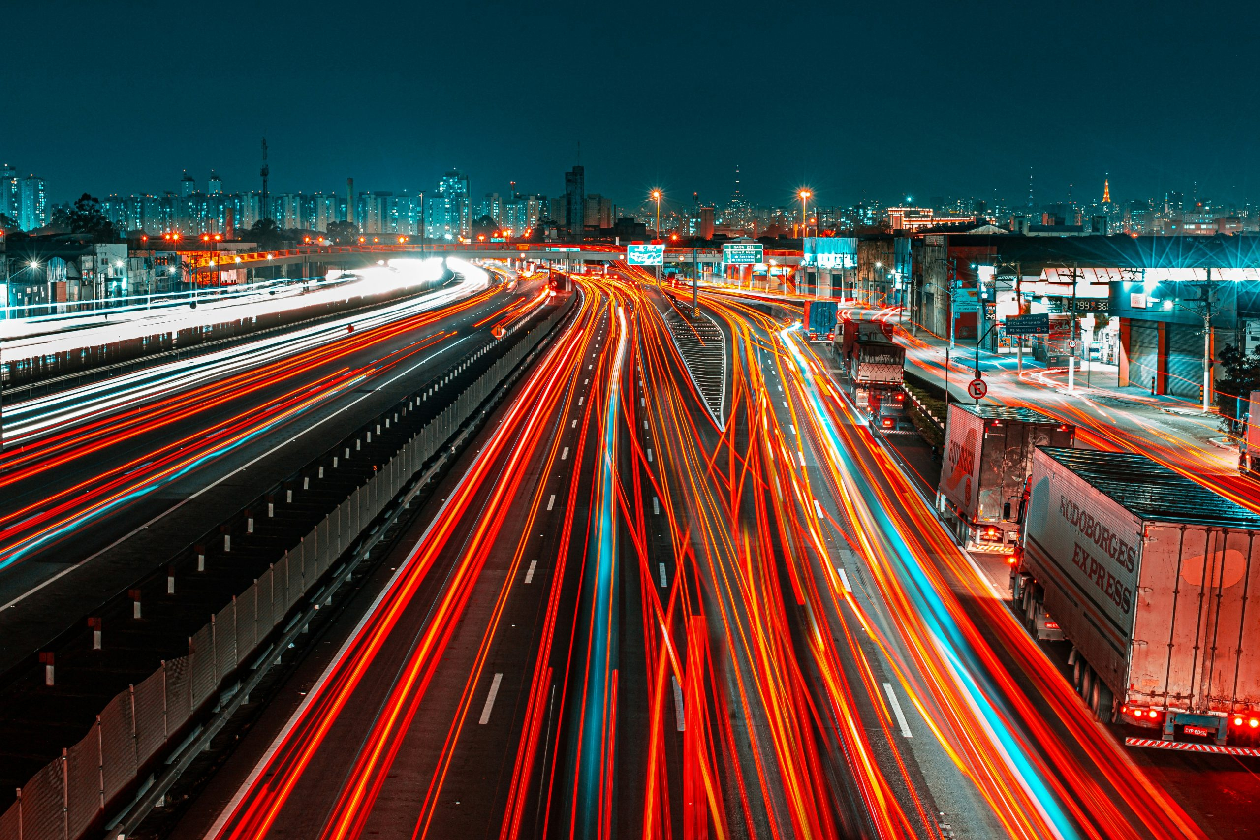 Top Myths About Electric and Hybrid Cars
